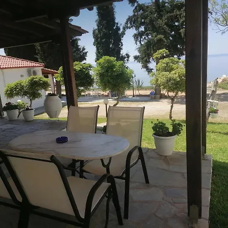 شقة Porto Almira Beachfront *